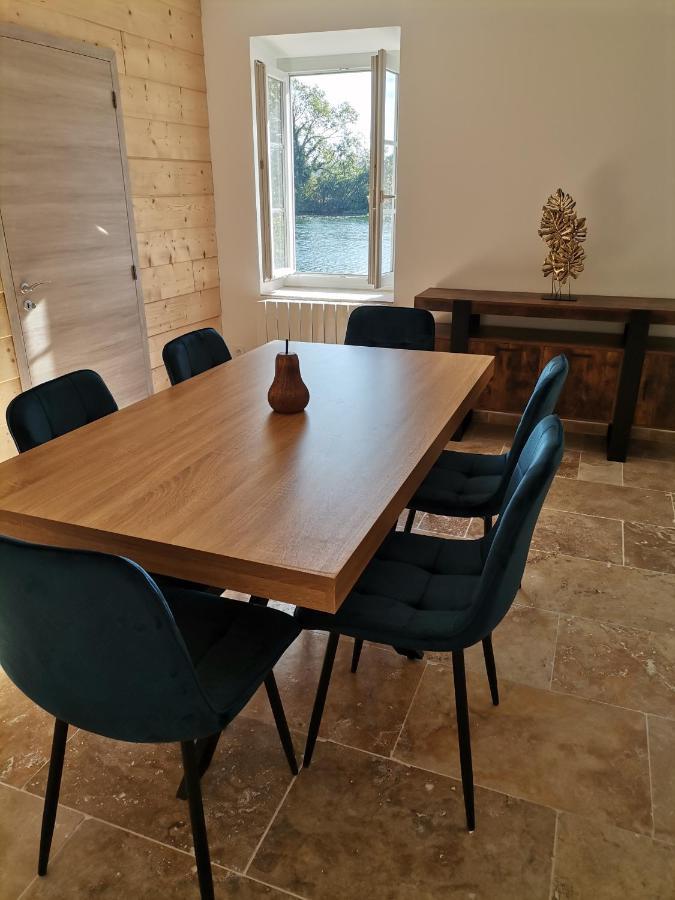 L'Alcove Des Falaises Rochefort-sur-Nenon Exteriör bild