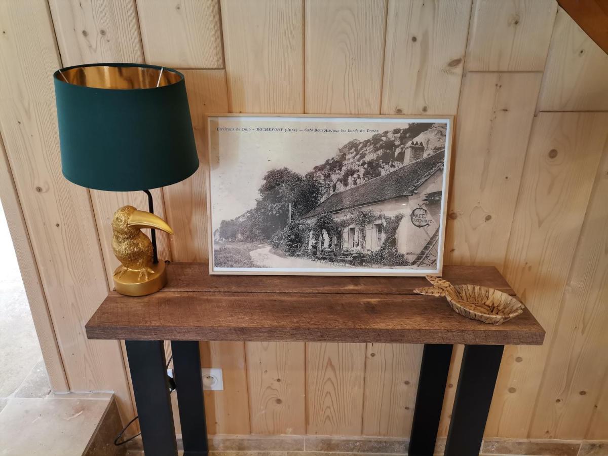 L'Alcove Des Falaises Rochefort-sur-Nenon Exteriör bild